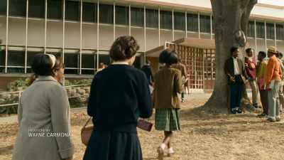 - I can't stand her.
- Well, she is from Alabama. - I Am the Night