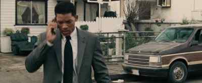 - I can't talk right now.
- I need to talk immediately. - Seven Pounds