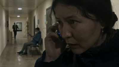 I can't talk right now.
I'll call you later. - Ayka
