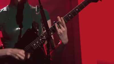 ♪ I can't turn off
what turns me on ♪ - Women Who Rock