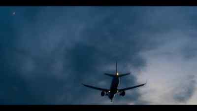 Cathay Pacific pilot
reported seeing large solid debris - MH370: The Plane That Disappeared
