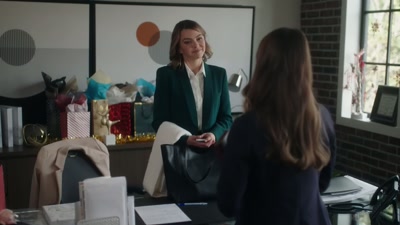 I charged all your devices,
updated your calendar - Christmas Class Reunion