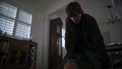 I was choking him and I could
feel him disappearing, - The Patient