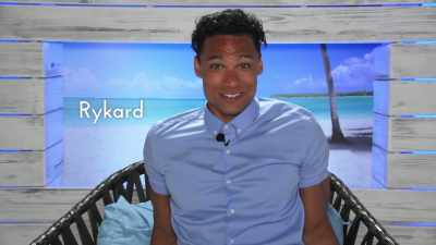 I chose Rachel
because fresh meat. - Love Island