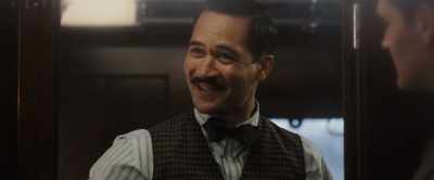 I come to America
with nothing. And now... - Murder on the Orient Express