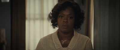 I come by to see you,
ask you for $10, - Fences