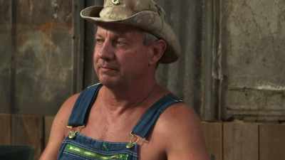I come from the backwoods, - Moonshiners: Master Distiller