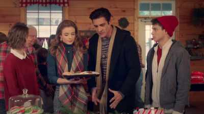 I come inside and I take
a look and I say - A Taste of Christmas