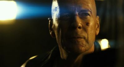 Come on! - A Good Day to Die Hard