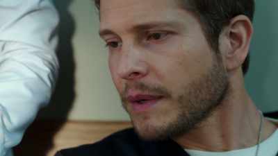 I come up against
Bell... He's like a wall. - The Resident
