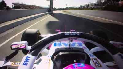 Coming through the final corner
to complete the lap. - Formula 1: Drive to Survive