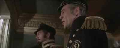 I command - to redirect the engines.
Motors redirected. - Captain Nemo and the Underwater City