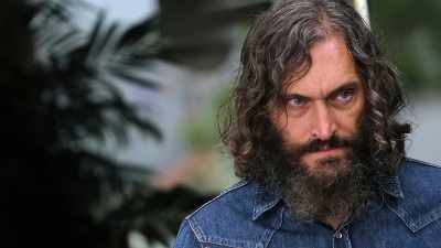 -I was considering
Vincent Gallo, - Doc of Chucky