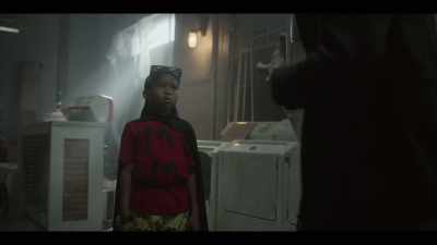 I could move ions, make them refract light
away from me so that I was invisible, - Raising Dion
