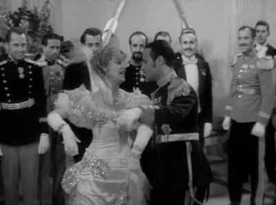 ♪ I could not believe it at all ♪ - The Merry Widow