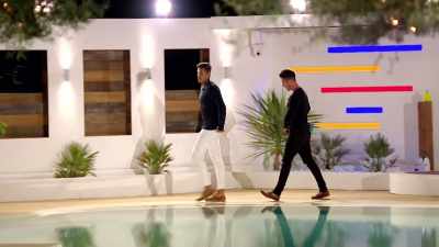 I couldn't be going
on a date - Love Island