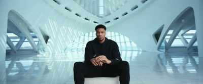 I couldn't get into the house,
and my dad was like, "What's going on? - Giannis: The Marvelous Journey