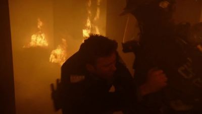 I couldn't reach her! - Chicago Fire