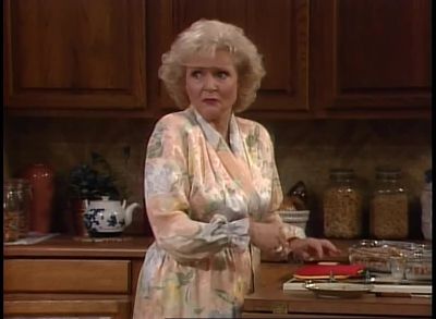 I couldn't sleep so I decided to get up - The Golden Girls