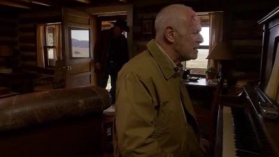 I could've shot you, Barlow. - Longmire
