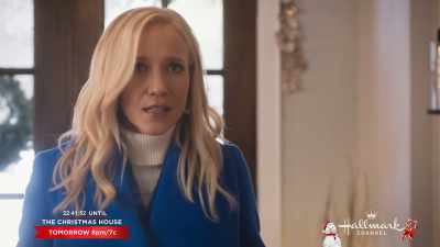 I cover the stuff happening now. - A Nashville Christmas Carol