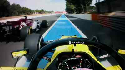 Daniel has to go for it today. - Formula 1: Drive to Survive