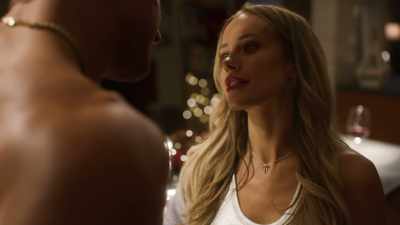 I date serious actors
and indie rockers. - Christmas in the Spotlight