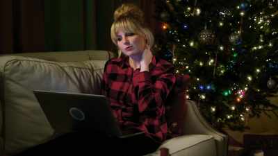 - I definitely believe - Christmas Lover's Anonymous