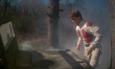 I detect a malfunction
in the H2O containment system. - The Shape of Things to Come