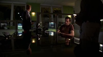 I dialed 911 before I left. - CSI: Miami