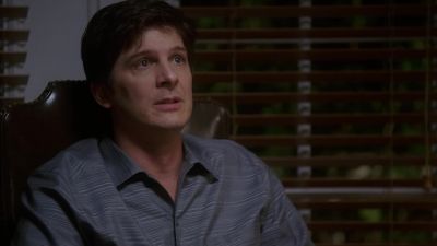 I DID NOT GET
ANGRY WITH HER. - Six Feet Under