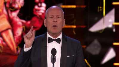 I did this roast for one reason
and for one reason only -- - Comedy Central Roast of Bruce Willis