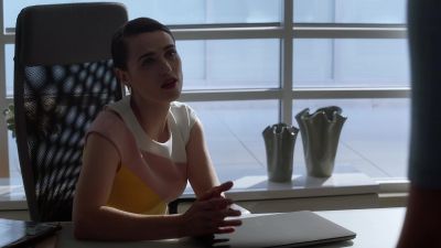 I didn't come here to make friends. - Supergirl