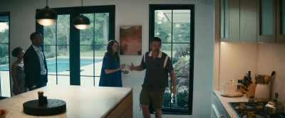 I didn't get far.
And then I heard that noise. - Leave the World Behind