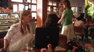 I DIDN'T HAVE A CHANCE
TO WASH EVERYTHING, SO... - The L Word