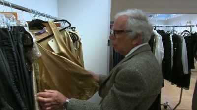 I didn't have the training
to cut the garment, - Very Ralph