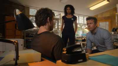 - I didn't kill anyone.
- Really? Oh. - NCIS: Sydney