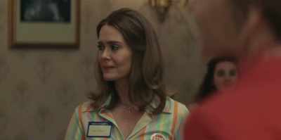 I didn't even know
about this crisis - Mrs. America