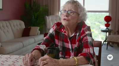 I didn't know anything
about sex when I was young, - Sex with Sue