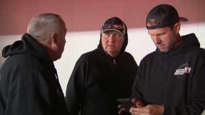 I didn't know it'd drop
20 degrees in like 20 minutes. - Street Outlaws No Prep Kings Team Attack