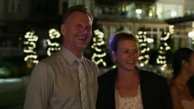 I didn't know the funky
chicken was still a thing, - A Wedding to Remember