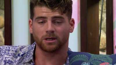 >> I DIDN'T KNOW THIS FOR A
WHILE. - Love Island