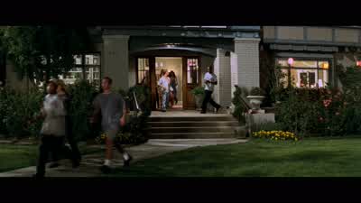 - I didn't mean to break up the party. - Scream 2
