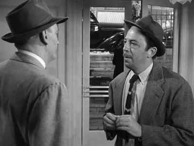 I didn't pass any stuff no more,
Mr. MacIntire, honestly, I ain't. - Mister 880