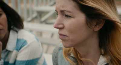 - I didn't really go to college, - Justine