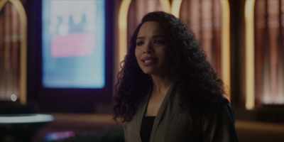 - I didn't snitch.
- I got your shit saved. - Vampire Academy
