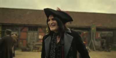 I didn't think I could do it without you,
boss. [chuckles] - The Completely Made-Up Adventures of Dick Turpin