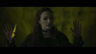 - I didn't touch her.
-(SHUSHING) - The Marine 6: Close Quarters