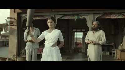 I didn't understand at first,
but what you did was very noble. - Gangubai Kathiawadi
