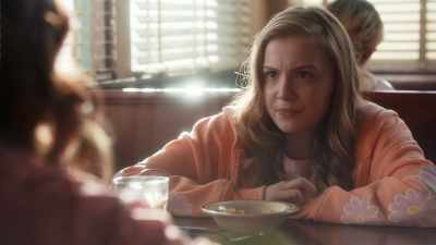 - I didn't want to confide in her, - Crushed